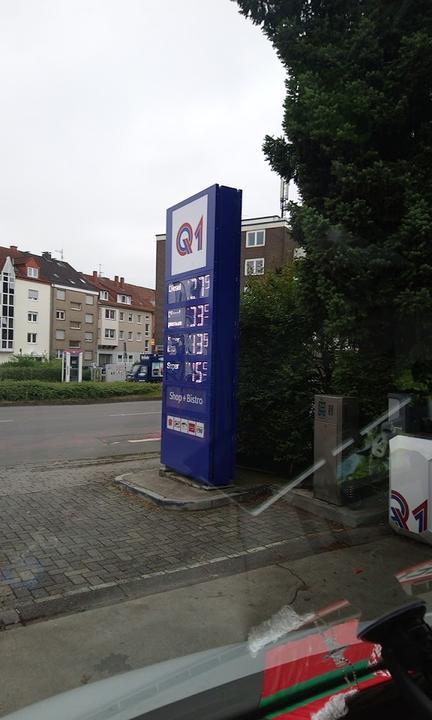 Q1 Tankstelle